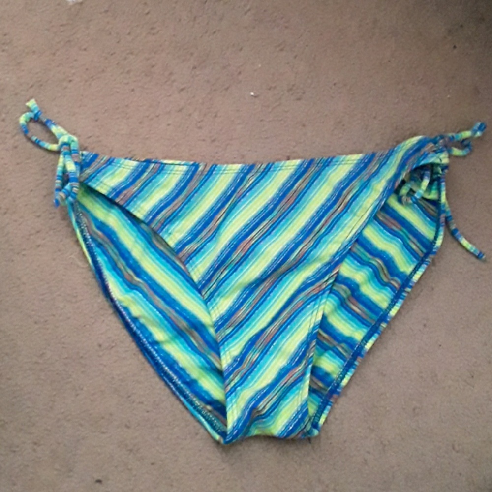 Native Girl Size LARGE Ladies Bikini Bottoms Only
